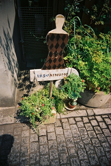FH000018_t.jpg